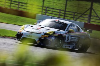#8 - Ian Duggan / Tom Bradshaw - Toro Verde GT - Porsche 718 Cayman GT4 RS CS | SRO / JEP