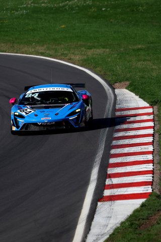 #84 - Revie Lake / Blake Angliss - Paddock Motorsport - McLaren Artura GT4 | SRO / JEP