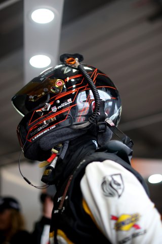 #90 - Jack Brown - Optimum Motorsport - McLaren 720S GT3 Evo | SRO / JEP