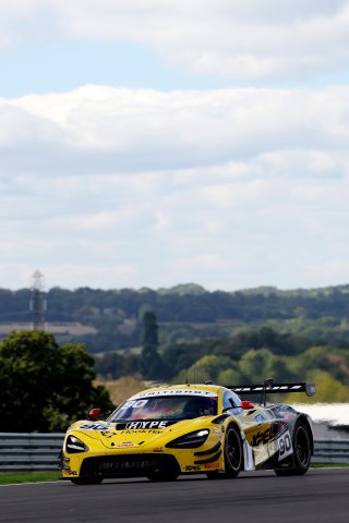 #90 - Marc Warren / Jack Brown - Optimum Motorsport - McLaren 720S GT3 Evo | SRO / JEP