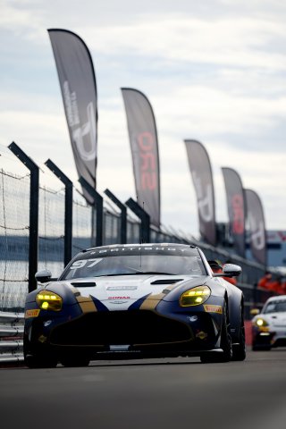 #97 - John Hartshorne / Jordan Collard - Stratton Motorsport - Aston Martin Vantage AMR GT4 Evo | SRO / JEP