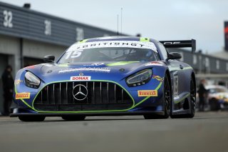 #15 - Kenzie Beecroft / Aaron Walker - 2 Seas Motorsport - Mercedes-AMG GT3 Evo
 | SRO / JEP