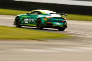 #21 - Will Orton / Jessica Hawkins - MK Racing - Aston Martin Vantage AMR GT4 Evo
 | SRO / JEP