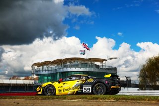 #59 - Luca Hopkinson / Josh Stanton - Optimum Motorsport - McLaren Artura GT4
 | SRO / JEP