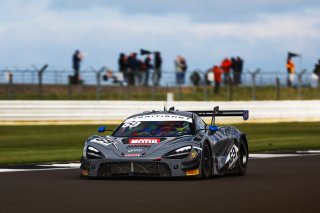 #69 - Steven Lake / Josh Rowledge - Mahiki Racing - McLaren 720S GT3 Evo
 | SRO / JEP
