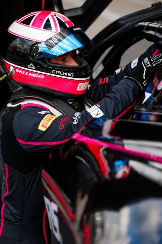 #9 - Martin Plowman - Paddock Motorsport - McLaren 720S GT3 Evo
 | SRO / JEP