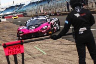 #9 - Mark Smith / Martin Plowman - Paddock Motorsport - McLaren 720S GT3 Evo
 | SRO / JEP