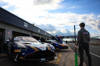 #97 - John Hartshorne / Ronan Pearson / Jonny Adam - GBR Stratton Motorsport - Aston Martin Vantage AMR GT4 Evo
 | SRO / JEP