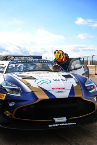 #97 - John Hartshorne / Ronan Pearson / Jonny Adam - GBR Stratton Motorsport - Aston Martin Vantage AMR GT4 Evo
 | SRO / JEP
