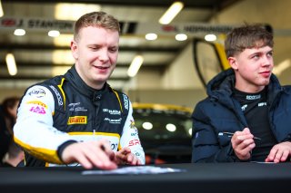 #59 - Luca Hopkinson / Josh Stanton - Optimum Motorsport - McLaren Artura GT4
 | SRO / JEP