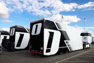 Optimum Motorsport
 | SRO / JEP