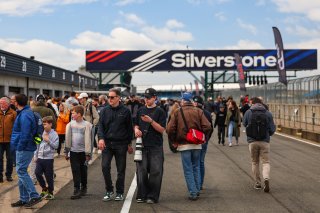 British GT pitwalk
 | SRO / JEP