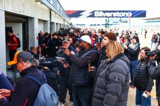 British GT pitwalk
 | SRO / JEP