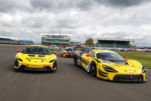#59 - Luca Hopkinson / Josh Stanton - Optimum Motorsport - McLaren Artura GT4, #90 - Marc Warren / Jack Brown - Optimum Motorsport - McLaren 720S GT3 Evo
 | SRO / JEP