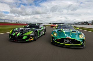 #74 - Thomas Holland / Hadley Simpson - Innovation Racing - Ginetta G56 GT4 Evo and #21 - Will Orton / Jessica Hawkins - MK Racing - Aston Martin Vantage AMR GT4 Evo
 | SRO / JEP