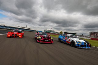 #91 - Darren Leung / Dan Harper - Paradine Motorsport - BMW M4 GT4 Evo, #40 - James Townsend / Joe Wheeler - Townsend Racing powered by Fox Motorsport - Aston Martin Vantage AMR GT4 Evo, #61 - Ernie Graham / Colin Turkington - WSR FlexiFly - BMW M4 GT4 Ev | SRO / JEP