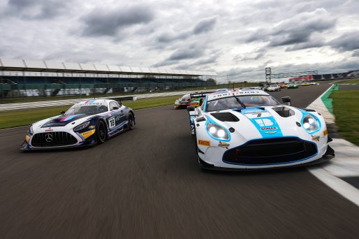 #18 - Kevin Tse / Ben Green - 2 Seas Motorsport - Mercedes-AMG GT3 Evo, #97 - John Hartshorne / Ronan Pearson / Jonny Adam - GBR Stratton Motorsport - Aston Martin Vantage AMR GT4 Evo
 | SRO / JEP