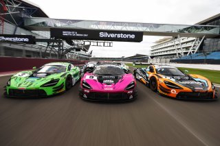 #3 - Callum Macleod / Garnet Patterson - Optimum Motorsport - McLaren 720S GT3 Evo, #9 - Mark Smith / Martin Plowman - Paddock Motorsport - McLaren 720S GT3 Evo, #77 - Morgan Tillbrook / Ben Barnicoat - McLaren 720S GT3 Evo
 | SRO / JEP